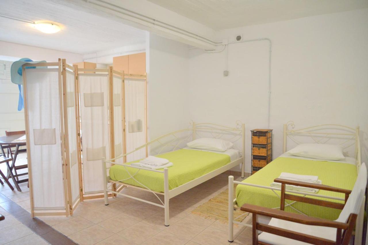 Milos Apartments Kardapis Ground Floor Klima  ภายนอก รูปภาพ