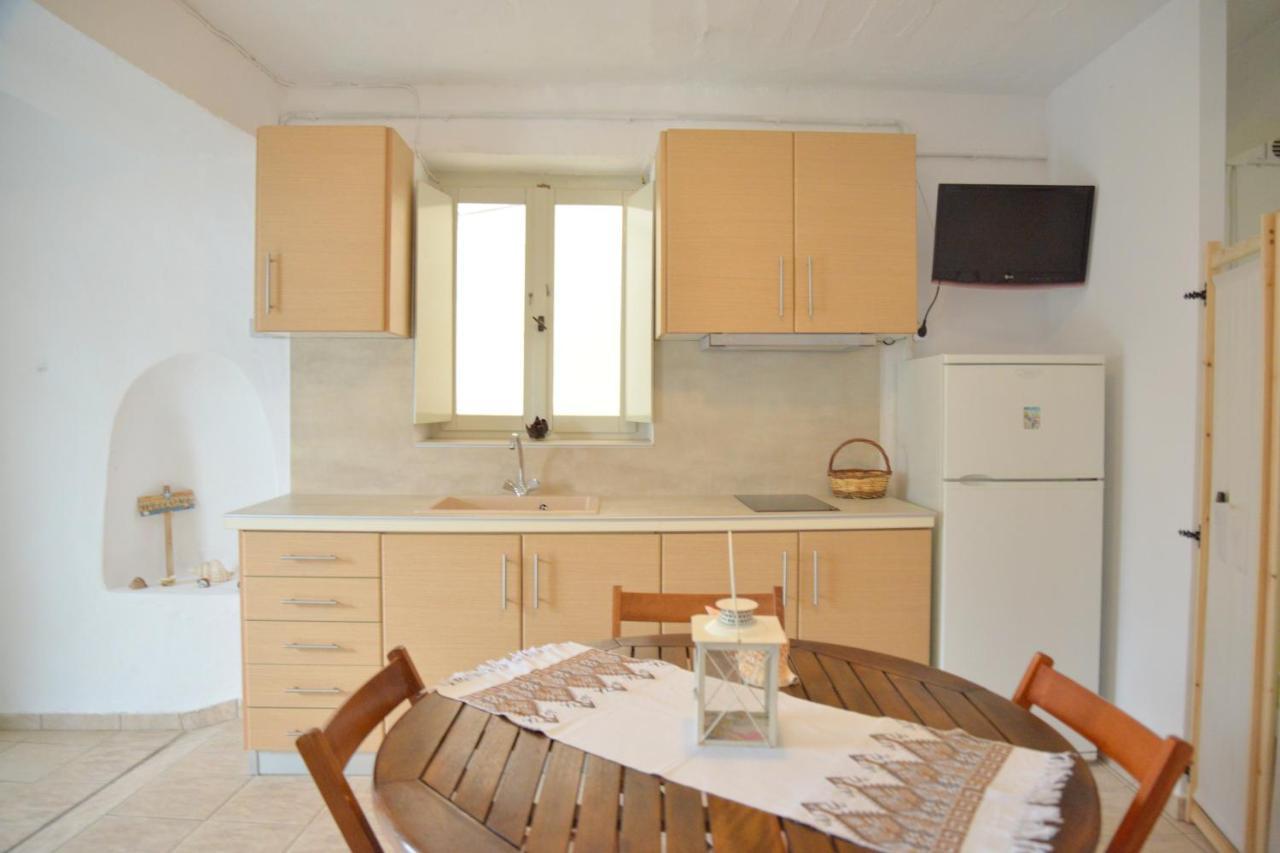 Milos Apartments Kardapis Ground Floor Klima  ภายนอก รูปภาพ